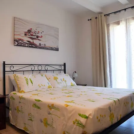 Apartment Casa Montefiore 13 Girasoli Lt Nella Tranquilla Campagna Marchigiana *
