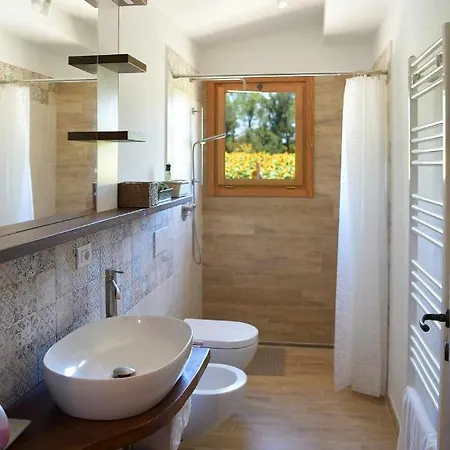 Casa Montefiore 13 Girasoli Lt Nella Tranquilla Campagna Marchigiana Lejlighed *