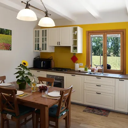Casa Montefiore 13 Girasoli Lt Nella Tranquilla Campagna Marchigiana *