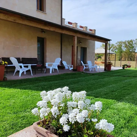 Casa Montefiore 13 Girasoli Lt Nella Tranquilla Campagna Marchigiana Апартаменты *